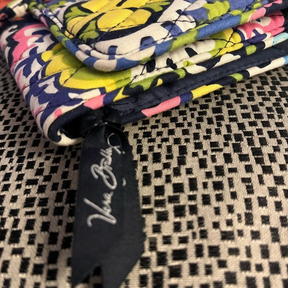 Vera Bradley jewelry travel roll - Picture 4 of 11